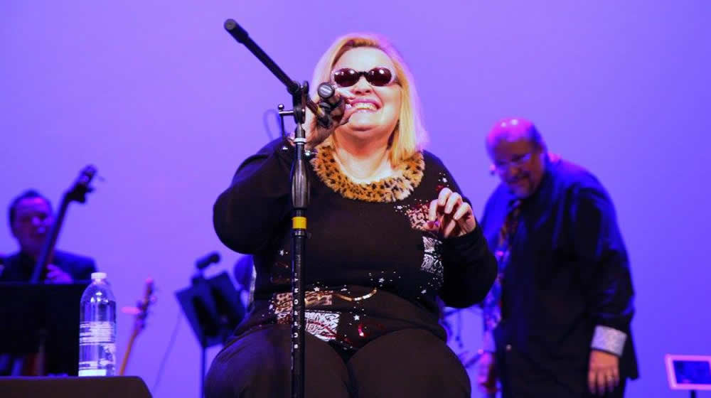 photo of Diane Schuur performaing at the 2016 Sobe Jazz Festival